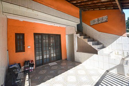Casa à venda com 200m², 2 quartos e 2 vagasCasa 3