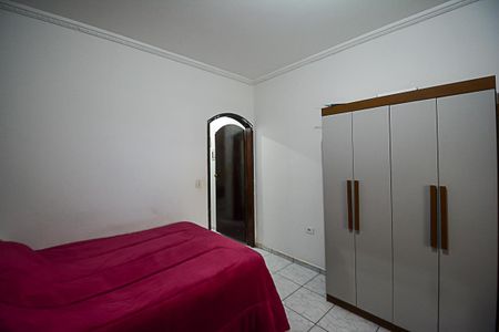 Casa à venda com 200m², 2 quartos e 2 vagasQuarto 2