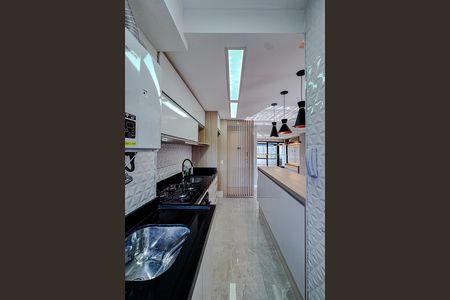 Apartamento para alugar com 70m², 2 quartos e 1 vagaÁrea de Serviço