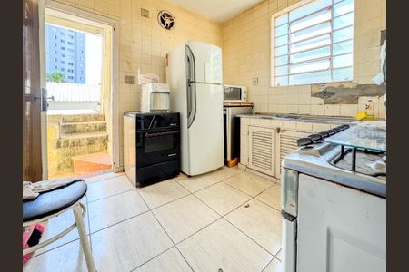 Foto 08 de casa à venda com 3 quartos, 216m² em Campo Belo, São Paulo