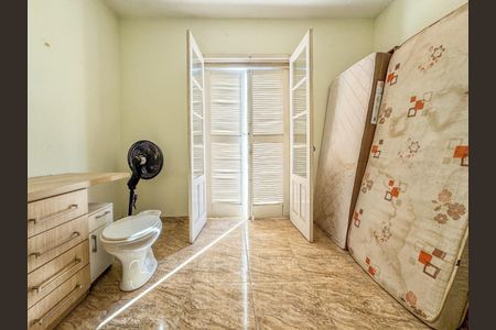 Casa à venda com 216m², 3 quartos e 1 vaga Casa à venda com 216m², 3 quartos e 1 vagaFoto 01