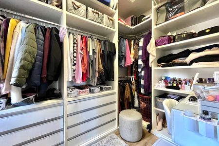Apartamento à venda com 73m², 2 quartos e 1 vaga Apartamento à venda com 73m², 2 quartos e 1 vagaCloset do Quarto 1