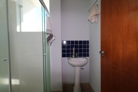 Banheiro de apartamento para alugar com 1 quarto, 36m² em Serraria, Diadema