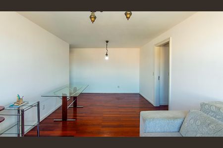 Apartamento à venda com 172m², 2 quartos e 1 vaga
