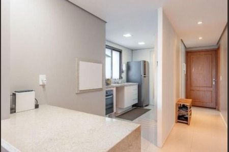 Apartamento para alugar com 128m², 2 quartos e 2 vagas Apartamento para alugar com 128m², 2 quartos e 2 vagasCozinha