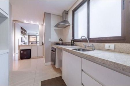 Apartamento para alugar com 128m², 2 quartos e 2 vagas Apartamento para alugar com 128m², 2 quartos e 2 vagasCozinha
