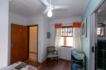 Casa para alugar com 170m², 5 quartos e 4 vagas Casa para alugar com 170m², 5 quartos e 4 vagasQUARTO Nº 3 - SUITE