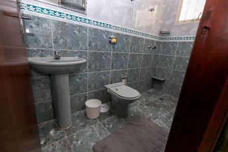 Casa para alugar com 170m², 5 quartos e 4 vagas Casa para alugar com 170m², 5 quartos e 4 vagasBANHEIRO QUARTO Nº 5 - SUITE