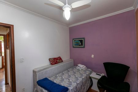 Casa para alugar com 170m², 5 quartos e 4 vagas Casa para alugar com 170m², 5 quartos e 4 vagasQUARTO Nº 2