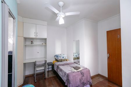 Casa para alugar com 170m², 5 quartos e 4 vagas Casa para alugar com 170m², 5 quartos e 4 vagasQUARTO Nº 3 - SUITE