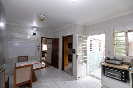 Casa para alugar com 170m², 5 quartos e 4 vagas Casa para alugar com 170m², 5 quartos e 4 vagasCOZINHA + SALA DE JANTAR