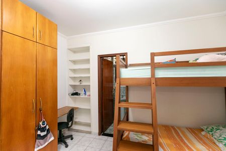 Casa para alugar com 170m², 5 quartos e 4 vagas Casa para alugar com 170m², 5 quartos e 4 vagasQUARTO Nº 5 - SUITE