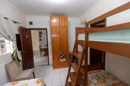 Casa para alugar com 170m², 5 quartos e 4 vagas Casa para alugar com 170m², 5 quartos e 4 vagasQUARTO Nº 5 - SUITE