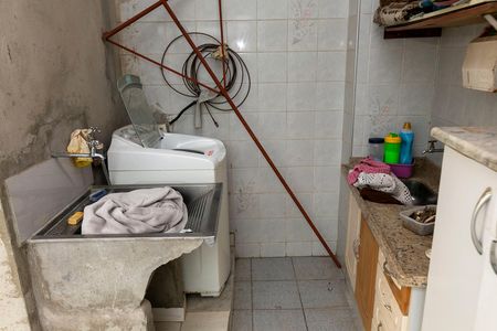 Casa para alugar com 170m², 5 quartos e 4 vagas Casa para alugar com 170m², 5 quartos e 4 vagasQUINTAL + ÁREA DE SERVIÇO