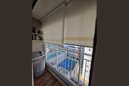 Apartamento à venda com 82m², 3 quartos e 1 vaga Apartamento à venda com 82m², 3 quartos e 1 vagaVaranda