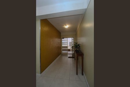 Hall de entrada de apartamento para alugar com 3 quartos, 103m² em Praia de Belas, Porto Alegre