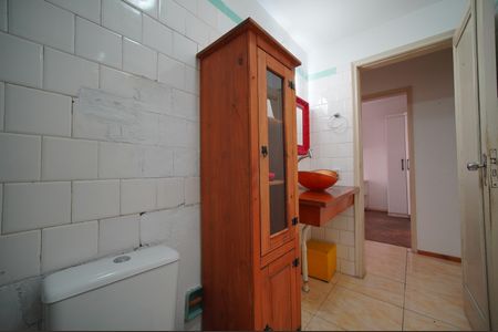 Banheiro de apartamento para alugar com 3 quartos, 103m² em Praia de Belas, Porto Alegre