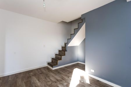 Casa para alugar com 70m², 2 quartos e sem vaga Casa para alugar com 70m², 2 quartos e sem vagaSala