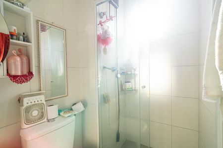 Apartamento para alugar com 48m², 2 quartos e sem vaga Apartamento para alugar com 48m², 2 quartos e sem vagaBanheiro da Suíte 1