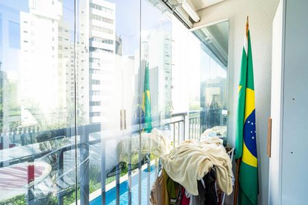 Apartamento para alugar com 48m², 2 quartos e sem vaga Apartamento para alugar com 48m², 2 quartos e sem vagaVaranda da Suíte 2