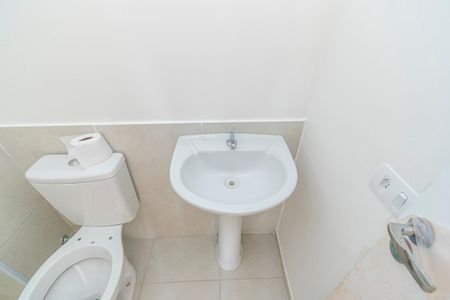 Banheiro de apartamento à venda com 2 quartos, 42m² em Irajá, Rio de Janeiro