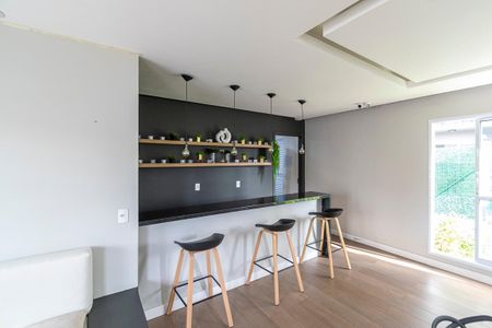 Apartamento para alugar com 42m², 2 quartos e 1 vaga Apartamento para alugar com 42m², 2 quartos e 1 vagaÁrea comum - Salão de festas