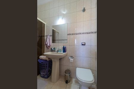 Casa para alugar com 178m², 3 quartos e 3 vagasBanheiro da Suíte
