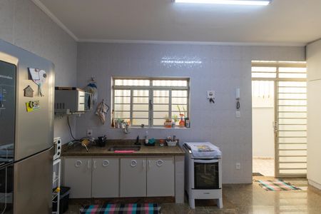 Cozinha de casa para alugar com 3 quartos, 178m² em Jardim Proença, Campinas