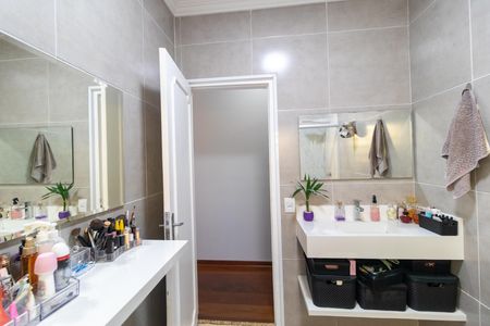 Casa para alugar com 178m², 3 quartos e 3 vagasBanheiro