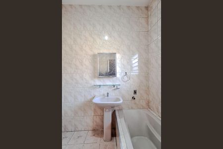 Apartamento para alugar com 90m², 2 quartos e sem vaga Apartamento para alugar com 90m², 2 quartos e sem vagaBanheiro