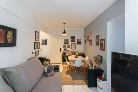 Apartamento à venda com 62m², 2 quartos e 1 vagaSala