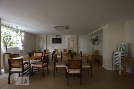 Apartamento à venda com 62m², 2 quartos e 1 vagaÁrea comum