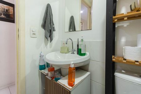 Apartamento à venda com 62m², 2 quartos e 1 vagaBanheiro 