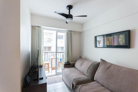 Apartamento à venda com 62m², 2 quartos e 1 vagaSala