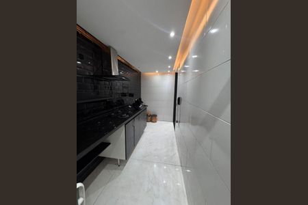 Cozinha de apartamento para alugar com 2 quartos, 45m² em Realengo, Rio de Janeiro