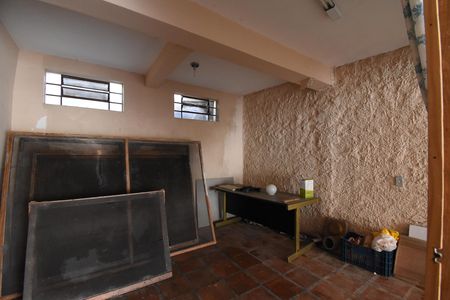 Casa à venda com 342m², 4 quartos e 4 vagasGaragem