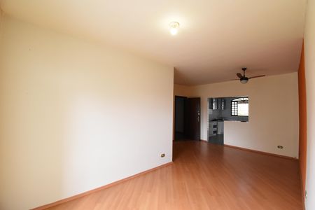 Casa à venda com 342m², 4 quartos e 4 vagasSala