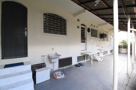 Casa à venda com 342m², 4 quartos e 4 vagasÁrea de Serviço