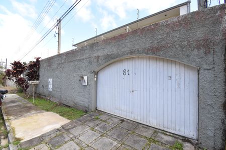 Casa à venda com 342m², 4 quartos e 4 vagasFachada
