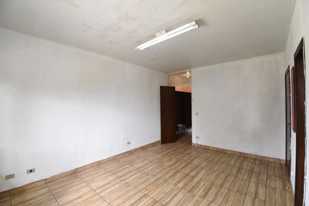 Casa à venda com 342m², 4 quartos e 4 vagasSuíte