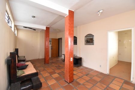 Casa à venda com 342m², 4 quartos e 4 vagasSala 2