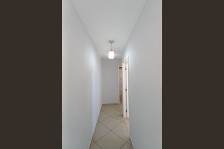 Apartamento à venda com 60m², 2 quartos e 1 vaga Apartamento à venda com 60m², 2 quartos e 1 vagaCorredor