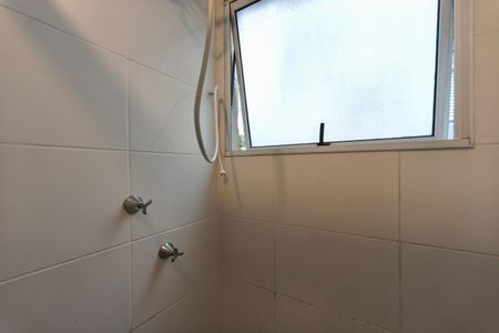 Apartamento à venda com 42m², 2 quartos e 1 vaga Apartamento à venda com 42m², 2 quartos e 1 vagaBanheiro