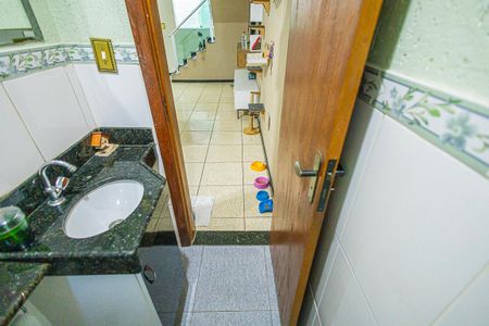 Casa de condomínio à venda com 85m², 2 quartos e 2 vagas Casa de condomínio à venda com 85m², 2 quartos e 2 vagaslavabo