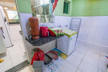 Casa de condomínio à venda com 85m², 2 quartos e 2 vagas Casa de condomínio à venda com 85m², 2 quartos e 2 vagasarea de serviço
