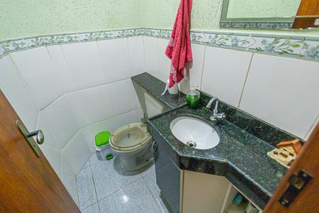 Casa de condomínio à venda com 85m², 2 quartos e 2 vagas Casa de condomínio à venda com 85m², 2 quartos e 2 vagaslavabo