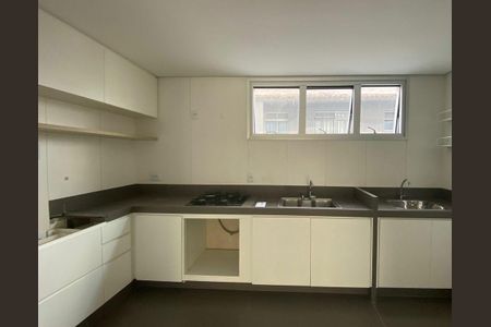 Cozinha  de apartamento à venda com 2 quartos, 64m² em Coracao de Jesus, Belo Horizonte