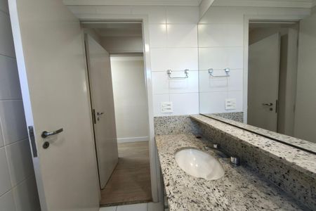 Apartamento para alugar com 133m², 3 quartos e 3 vagas Apartamento para alugar com 133m², 3 quartos e 3 vagasBanheiro Suíte 2