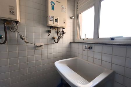 Apartamento para alugar com 133m², 3 quartos e 3 vagas Apartamento para alugar com 133m², 3 quartos e 3 vagasÁrea de Serviço