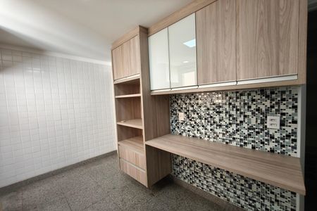 Apartamento para alugar com 133m², 3 quartos e 3 vagas Apartamento para alugar com 133m², 3 quartos e 3 vagasCozinha